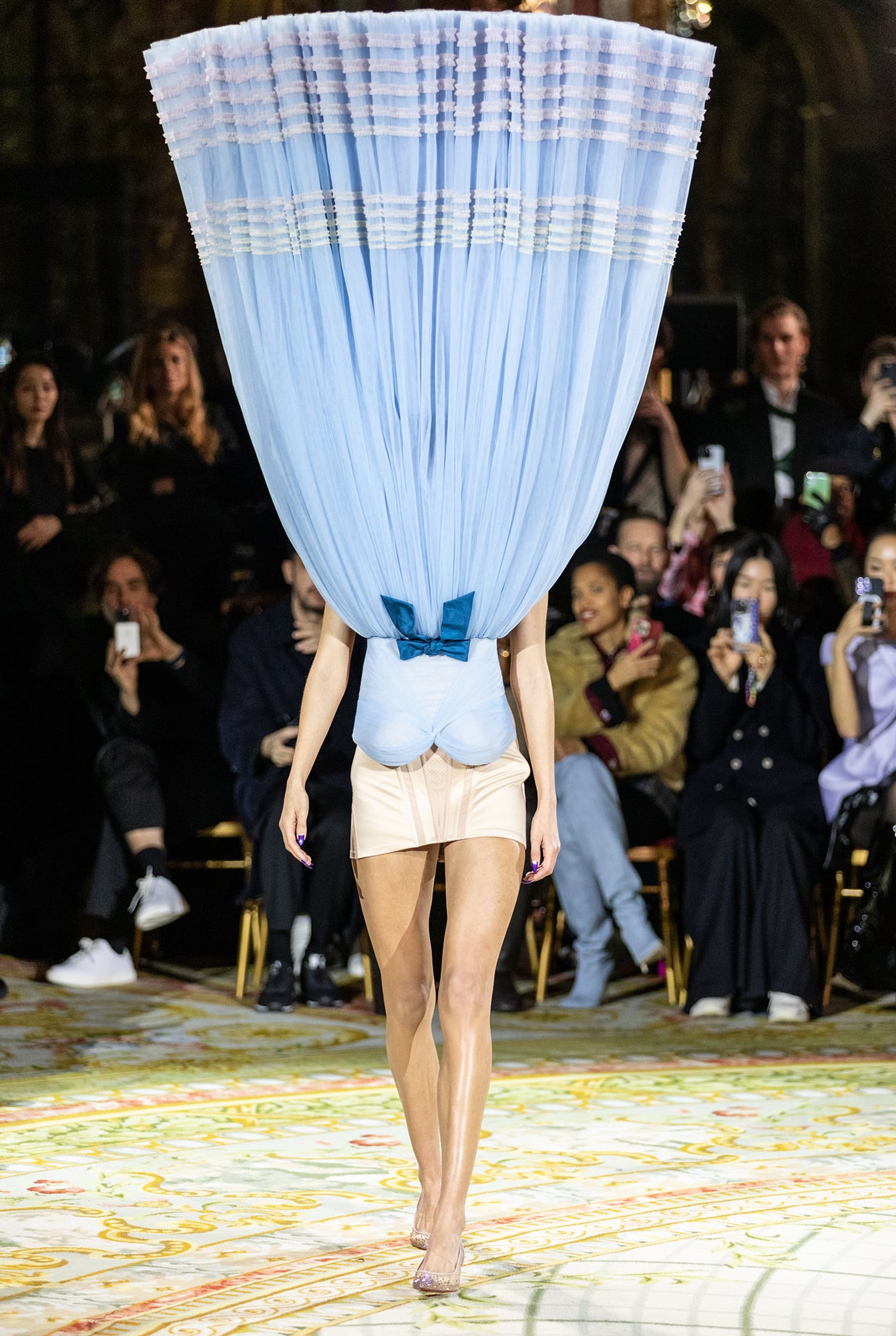 Viktor & Rolf, Paris Fashion Week Haute Couture printemps-été 23 © Cindy Voitus