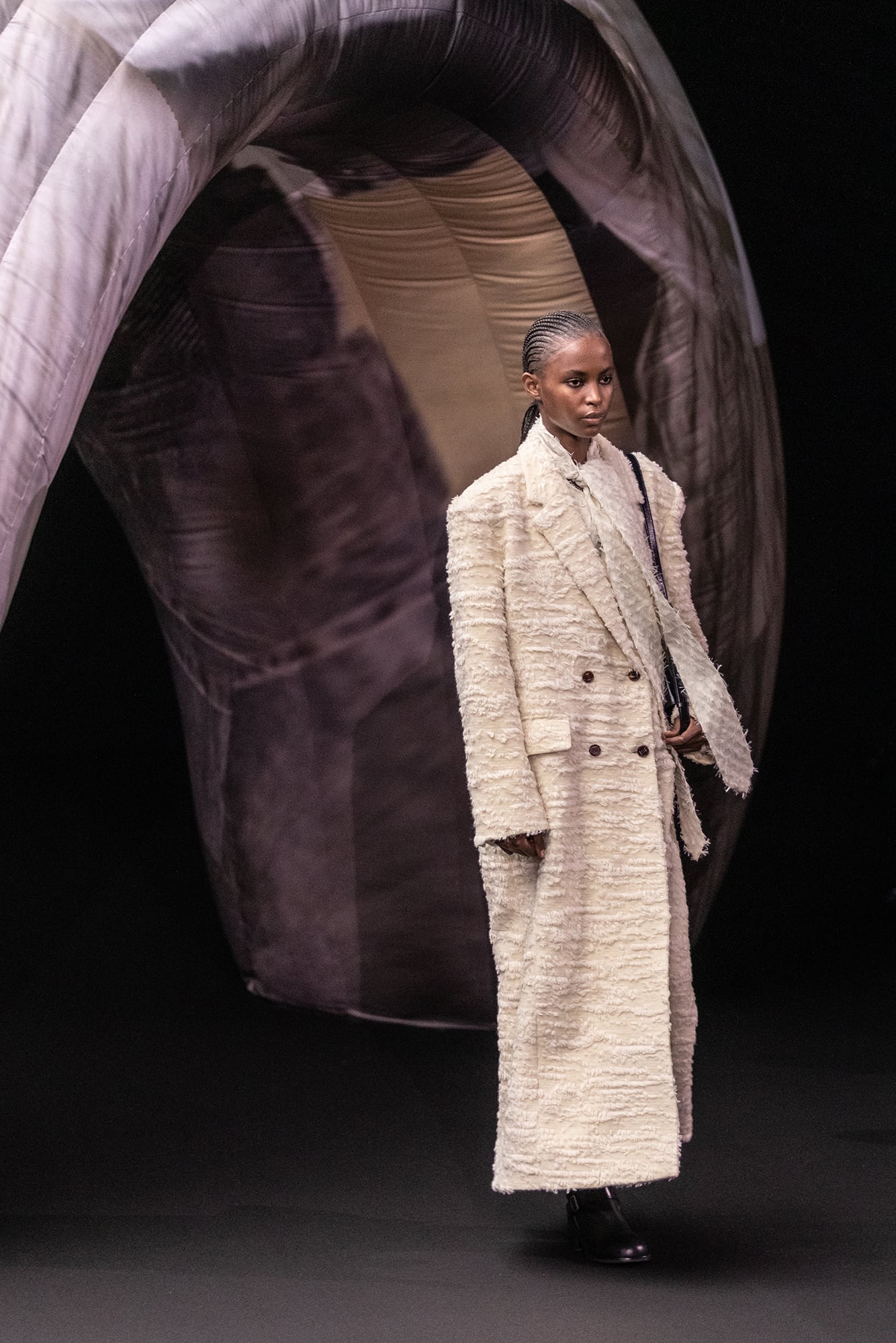 EENK, Paris Fashion Week Femme automne-hiver 2023/2024 © Cindy Voitus