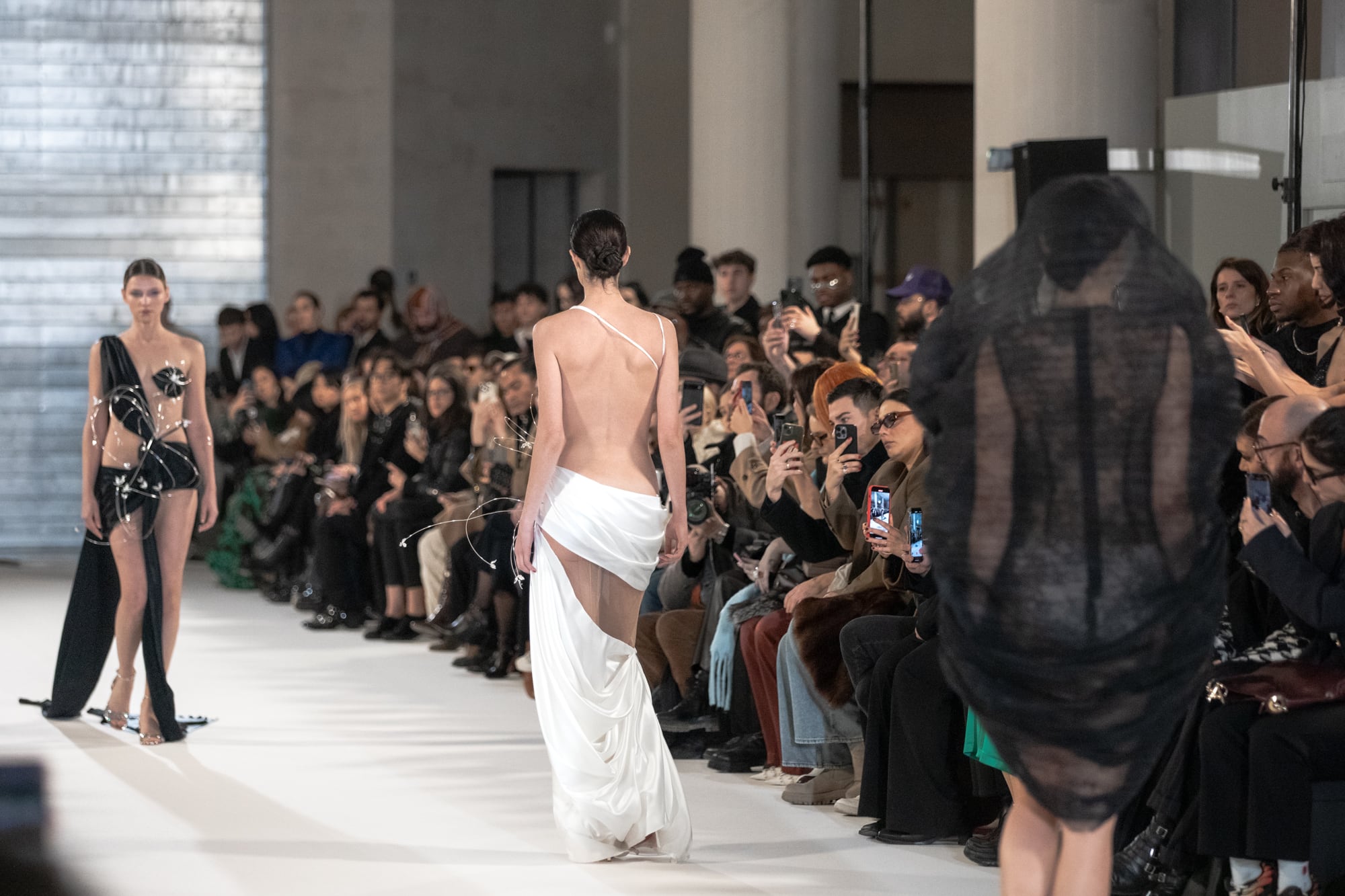 Juana Martín, Paris Fashion Week Haute Couture printemps-été 2024 © Cindy Voitus